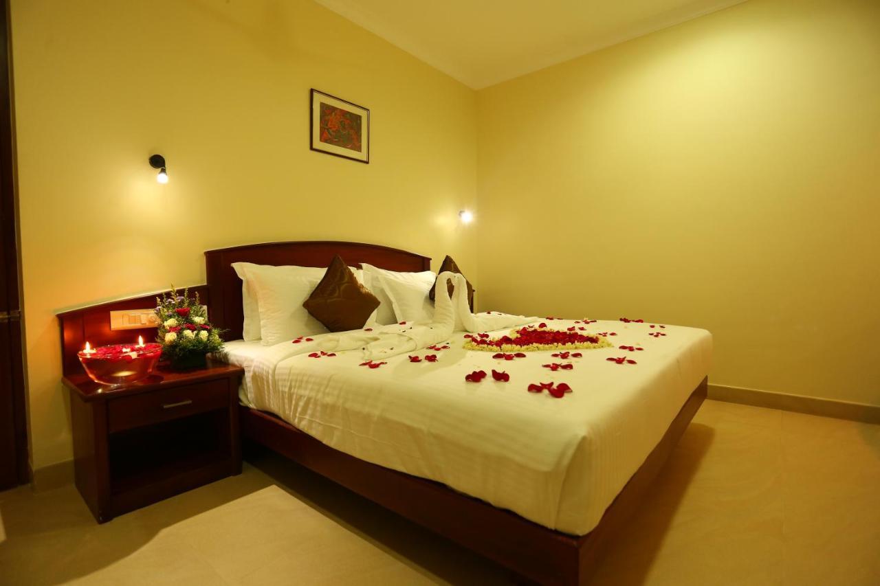 Hotel White City North Paravur Exterior foto