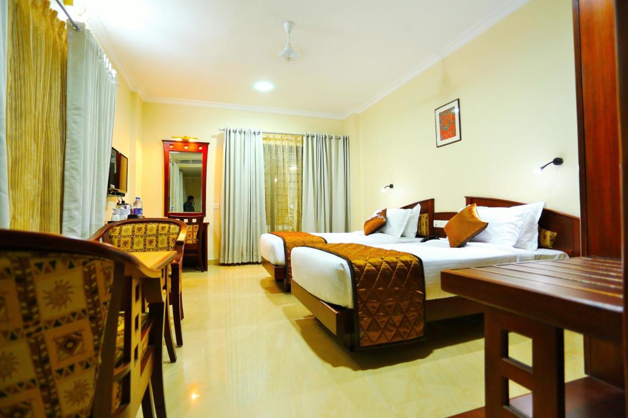 Hotel White City North Paravur Exterior foto